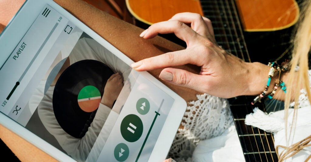 Proyecto Pipeline de Datos con AWS Cómo analizar playlists de Spotify a gran escala Valeria Rodríguez